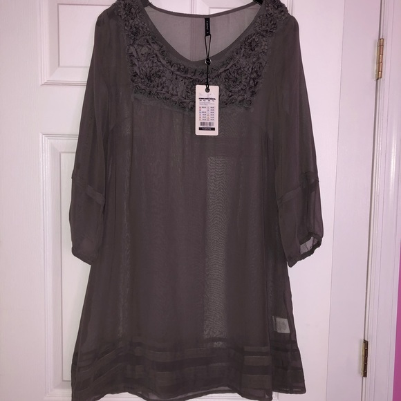 B.Young Collezione Gray Tunic Top - Picture 8 of 8